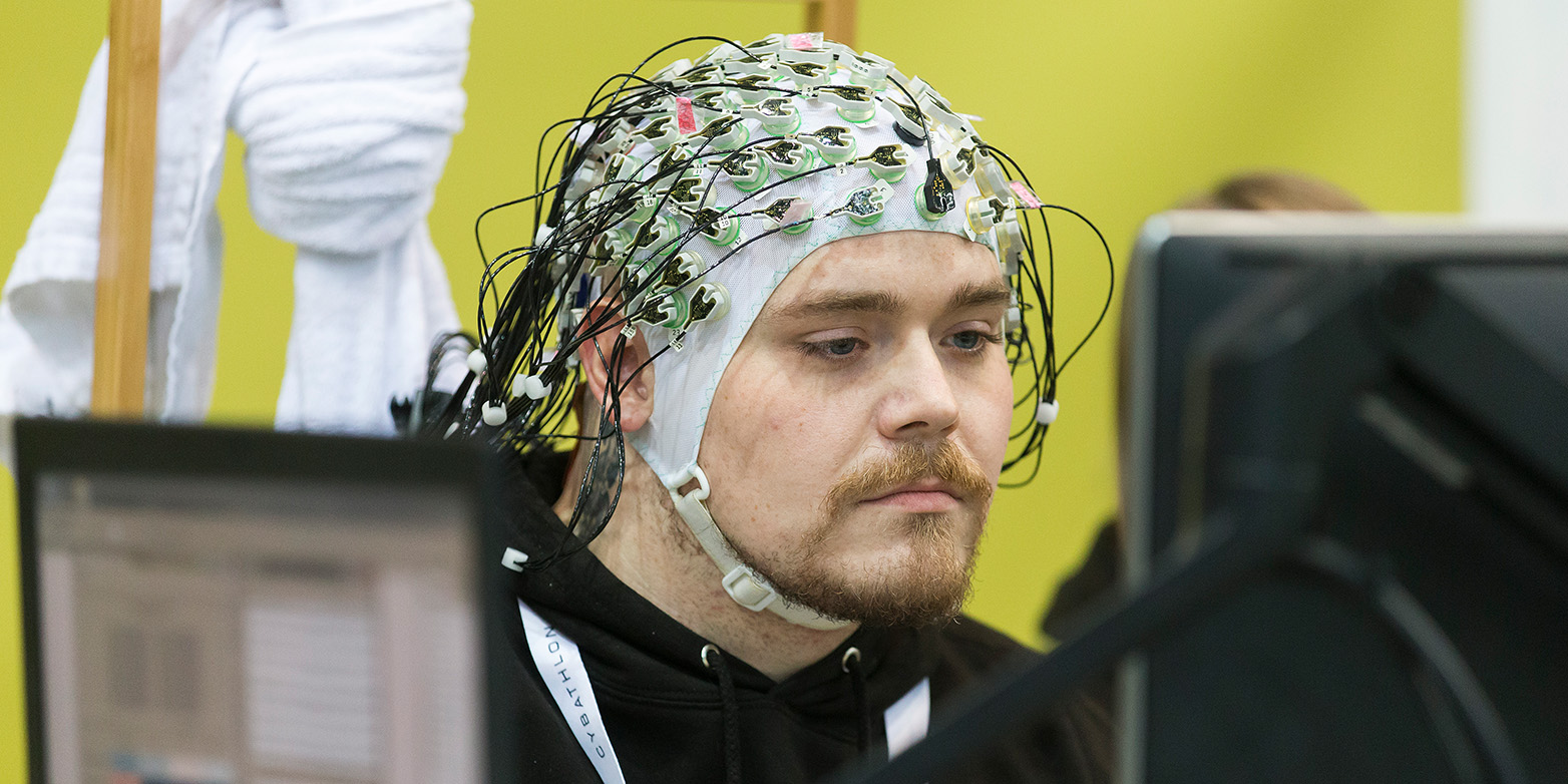 EEG-BCI at CYBATHLON 2016
