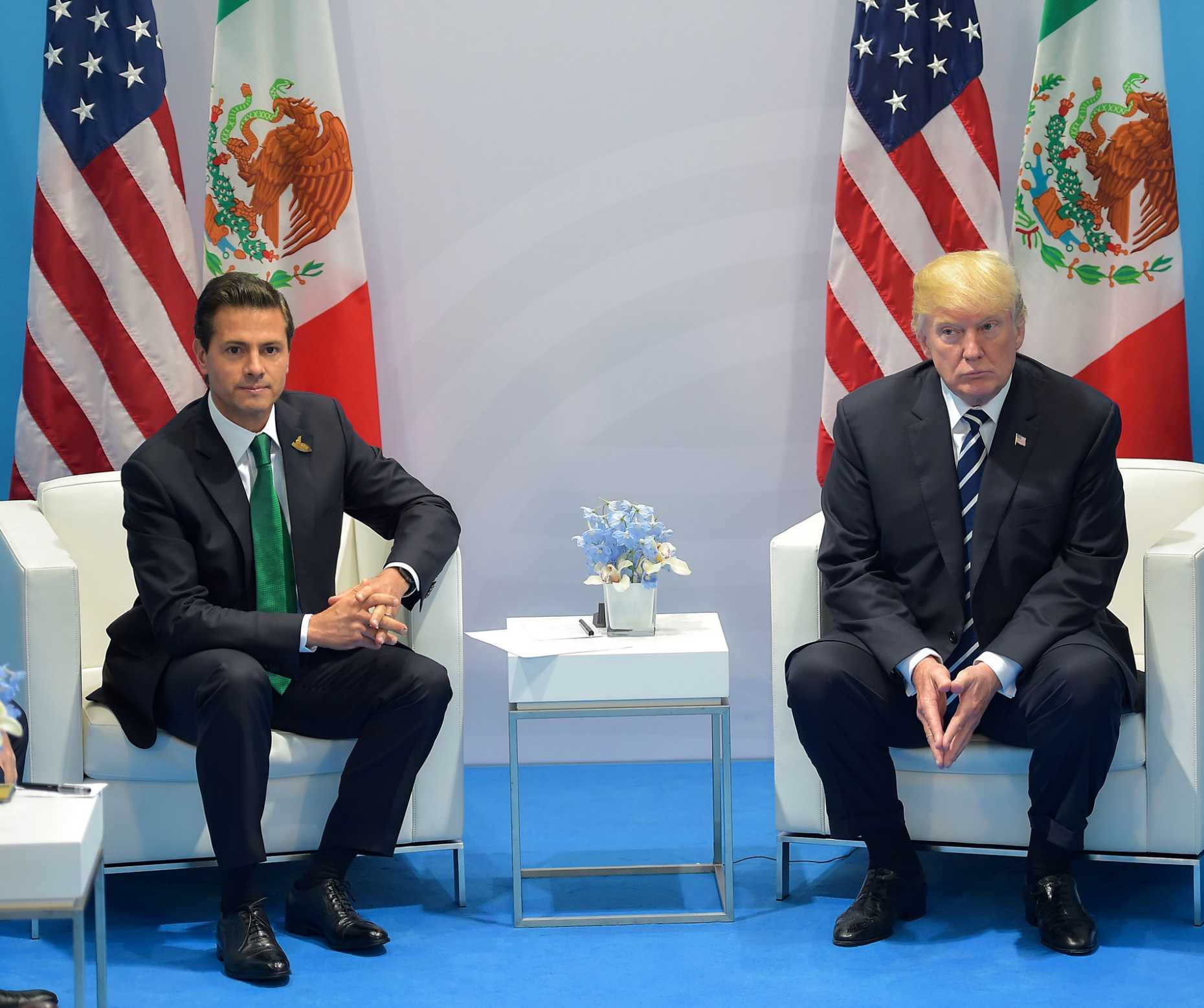 Mexican President Enrique Peña Nieto and US President Donald Trump 