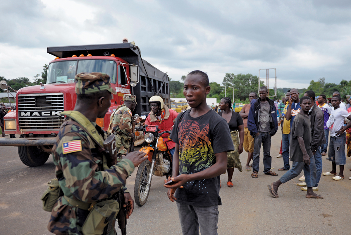 Liberian troops set up Ebola roadblocks