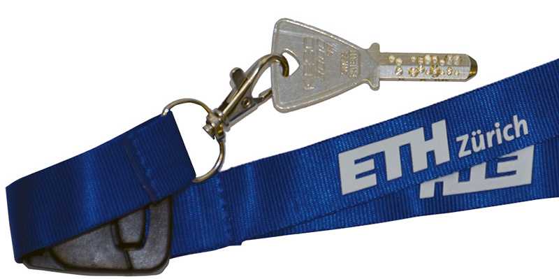 Vergrösserte Ansicht: Schlüssel mit ETH Band