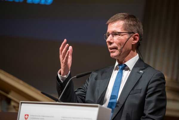 ETH-Präsident Joël Mesot zeigte auf, wie die ETH Zürich zur Cybersicherheit der Schweiz beiträgt.