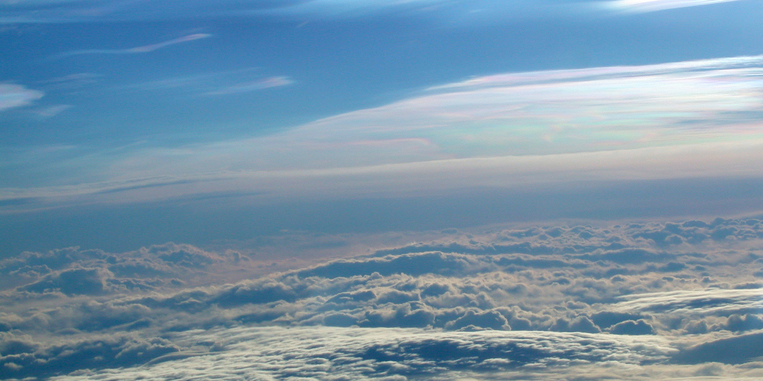 Stratosphäre mit Wolken
