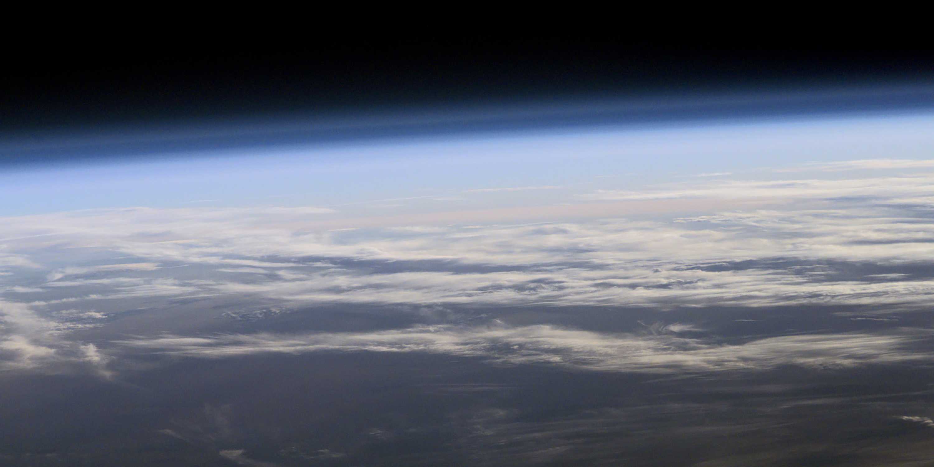 Die Ozonschicht der Erde aus dem Weltall gesehen