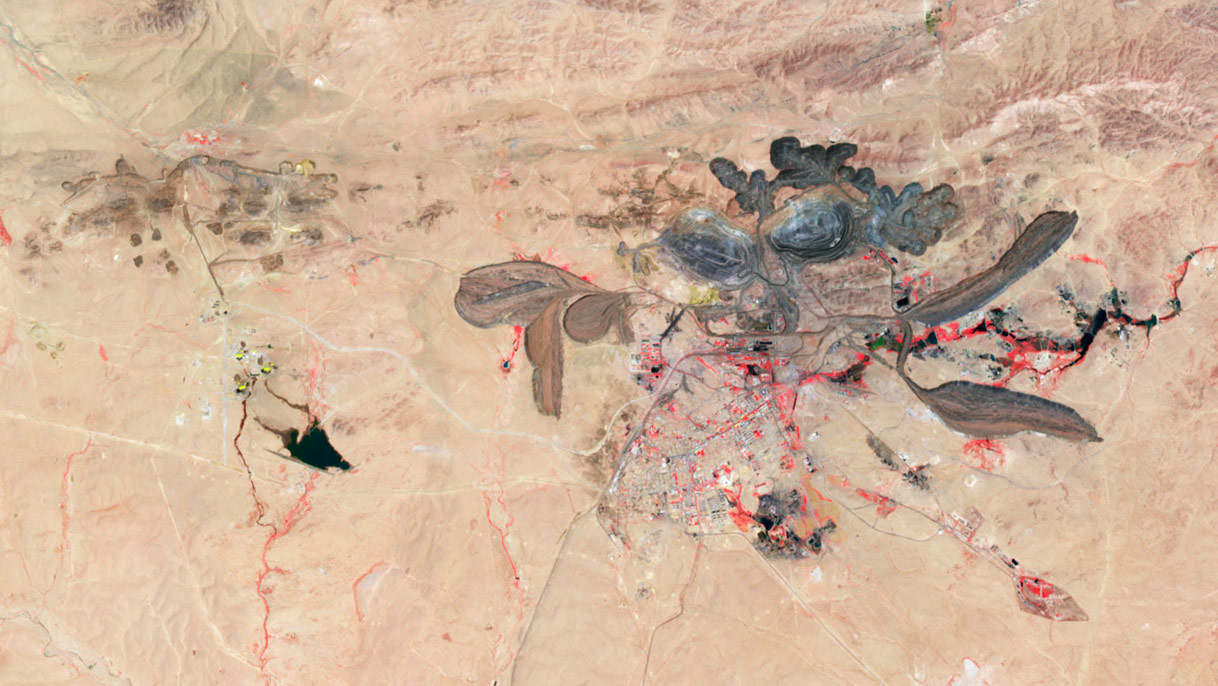 Vergrösserte Ansicht: Satellitenbild der Bayan-Obo-Mine