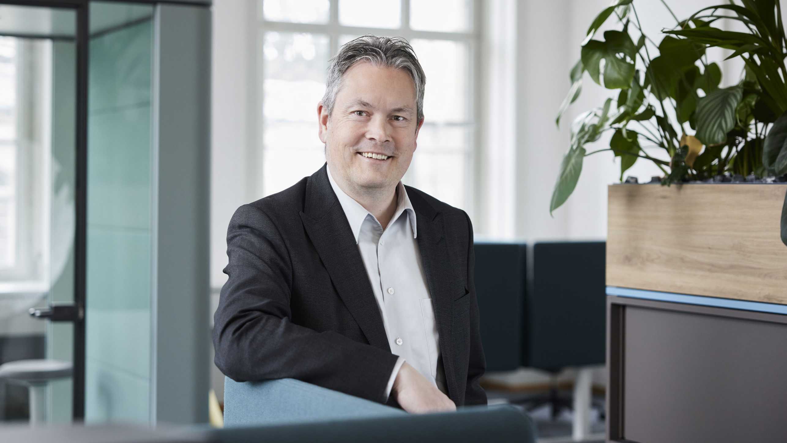 Porträtfoto vom neuen Vizepräsident Finanzen und controlling Stefan Spiegel