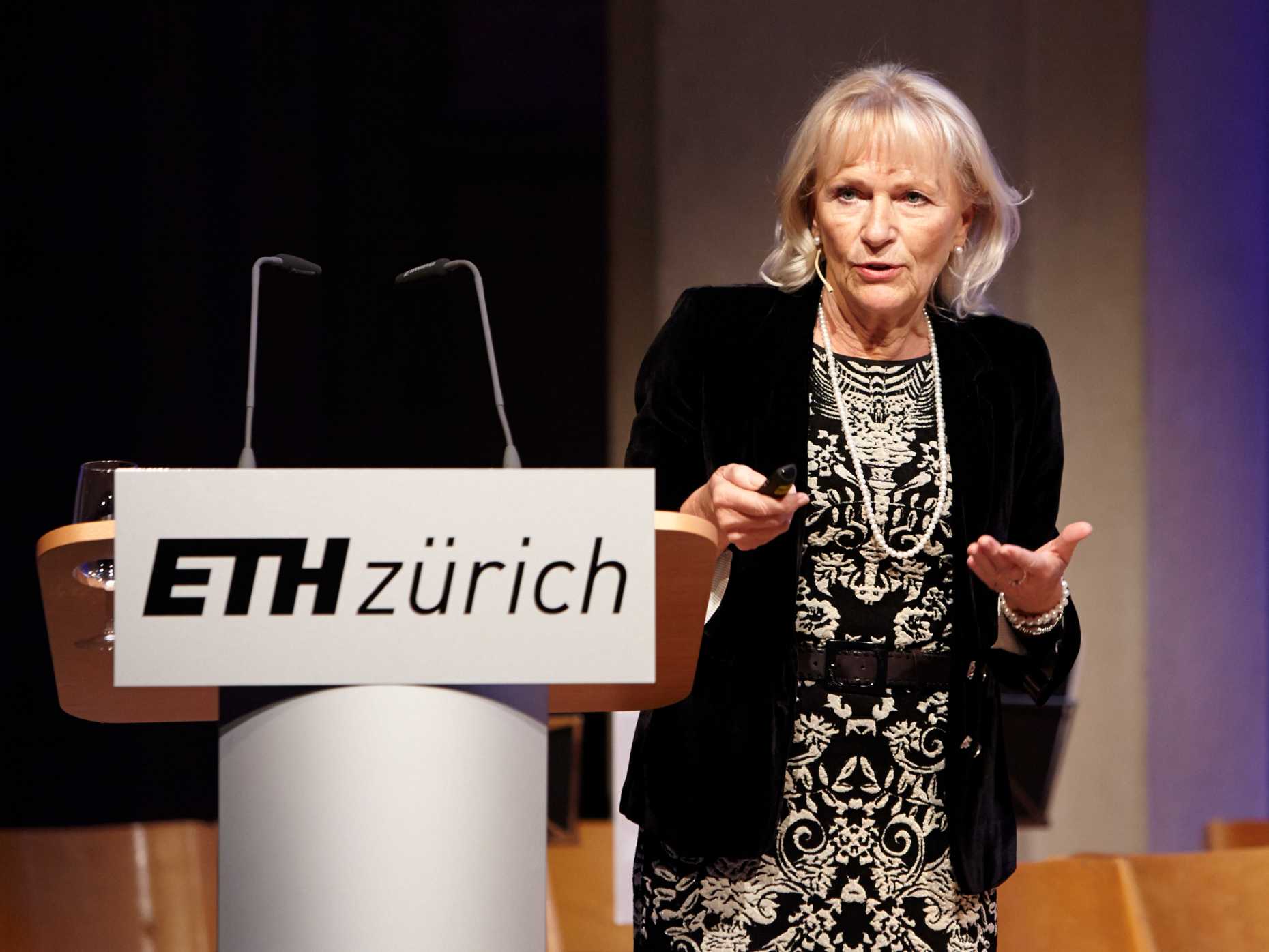 Vergrösserte Ansicht: Prof. Dr. Felicitas Pauss, Präsidentin der Konferenz des Lehrkörpers der ETH Zürich