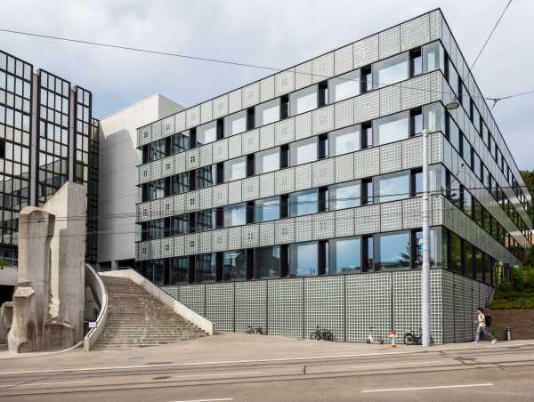 With the GLC ETH Zurich has created a modern development and laboratory building in the centre for research at the interface between public health science and technology.