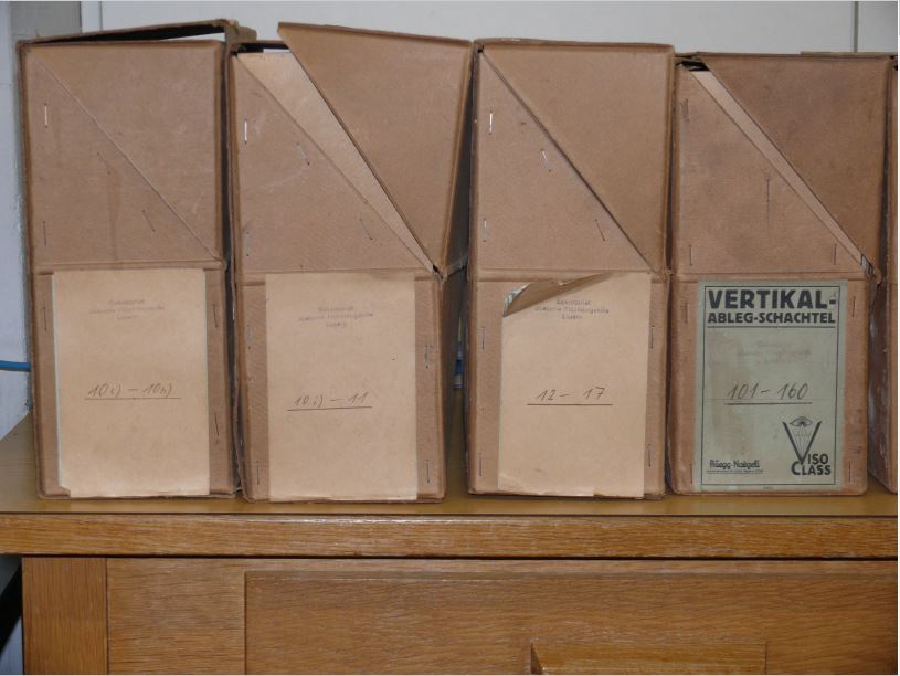 The IB VSJF Archive Lucerne collection before it was taken over by the Archives of Contemporary History.