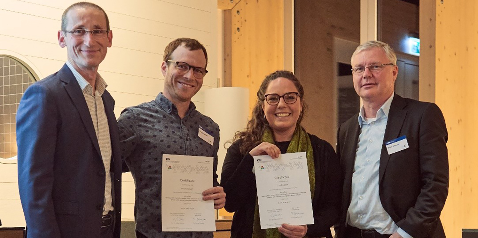 Pioneer Fellowship certificate ceremony, from left: Tomas Brenner (head ieLab), Pascal Guillet and Lea Pokorny (ETH spin-off microPow) and Silvio Bonaccio (head, ETH transfer)