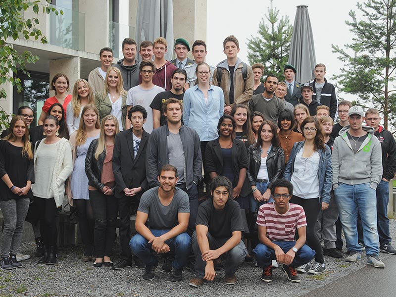 56 vocational apprentices and commercial trainees of ETH Zurich