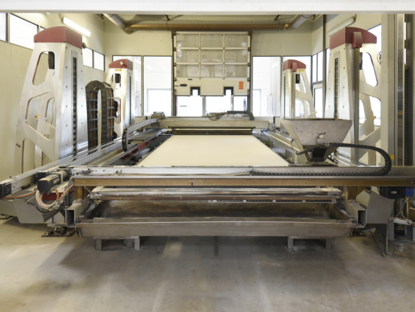 The 3D sand printer used for the fabrication of the formwork. The printer has a build volume of 8 cubic meters and a resolution of a fraction of a millimeter. (Photograph: ETH Zurich / Tom Mundy)