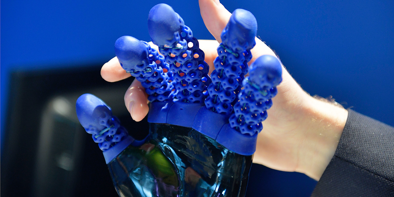 The glove of the soft robot hand are made using Spectroplast's silicone printing process. (Photograph: Andreas Eggenberger / ETH Zurich)
