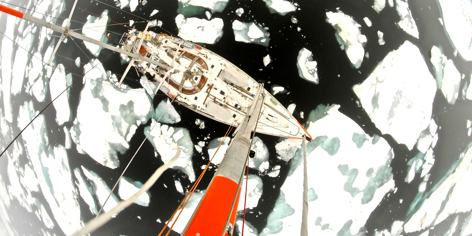 On expeditions into the not so eternal ice scientists collected plankton on board of the sailing ship &quot;Tara&quot;. (Photograph: Tara Ocean Foundation)