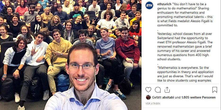 Enlarged view: On Instagram, the Selfie with Alessio Figalli and the 400 students is very popular: he has already achieved over 1800 likes. (Photo: ETH Zurich / Alessio Figalli)