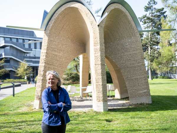 nnette Spiro stands in front of the rammed-earth vault on the Hönggerberg campus