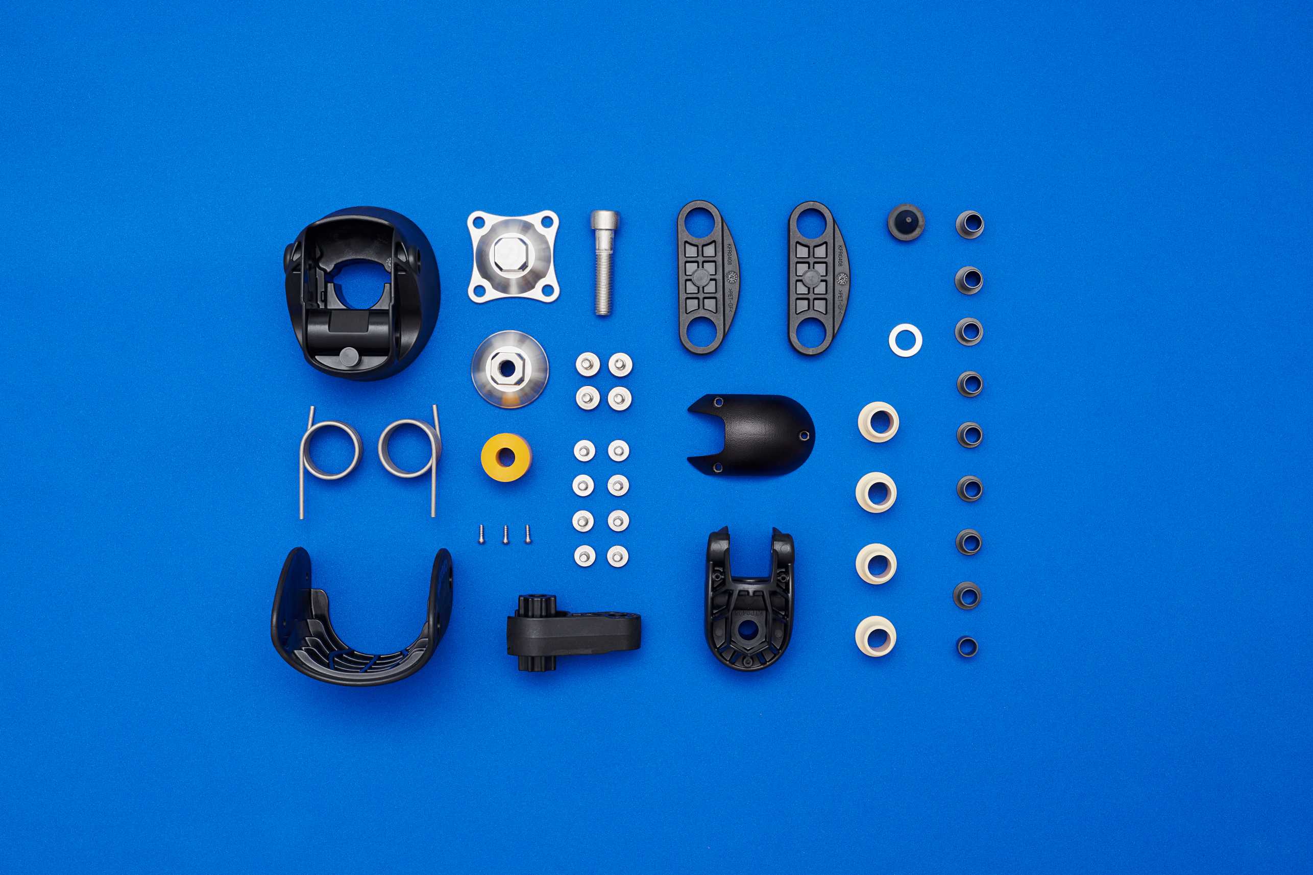 Circleg parts are pictured in front of a blue background.