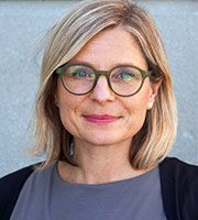 Dr. Andrea Schrott
