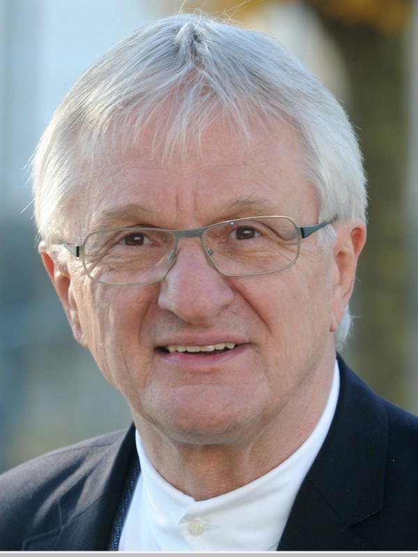 Prof. em. Dr.  Roland W. Scholz