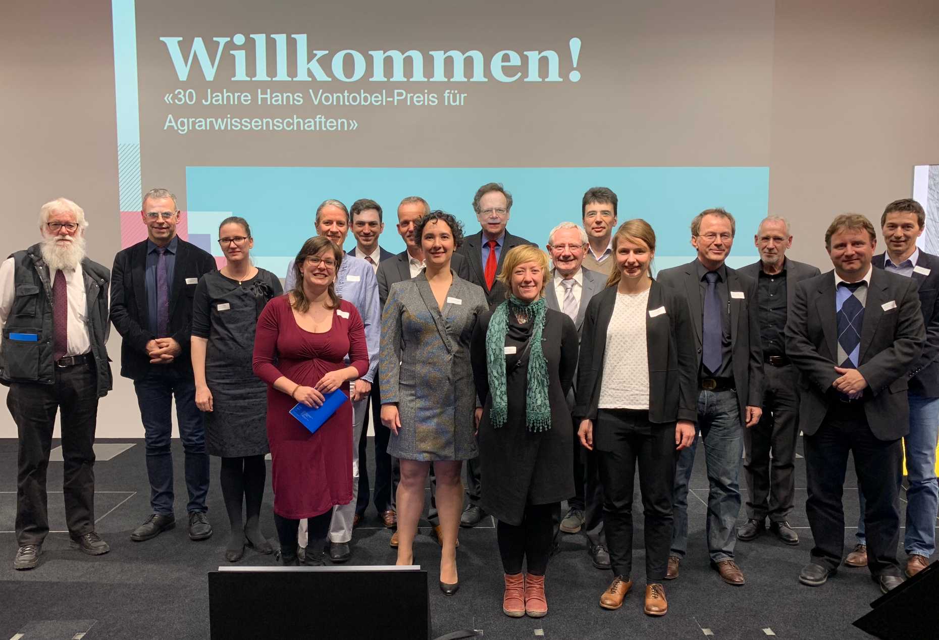 Winners attending this year’s Hans Vontobel Award ceremony, together with Lieni Dürst (far left), a regular attendee, who previously joined Dr H. Vontobel for the award ceremony representing the Institute of Agricultural Sciences. 