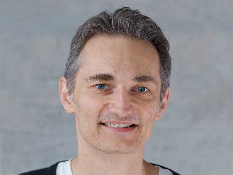 Prof. Karsten Weis