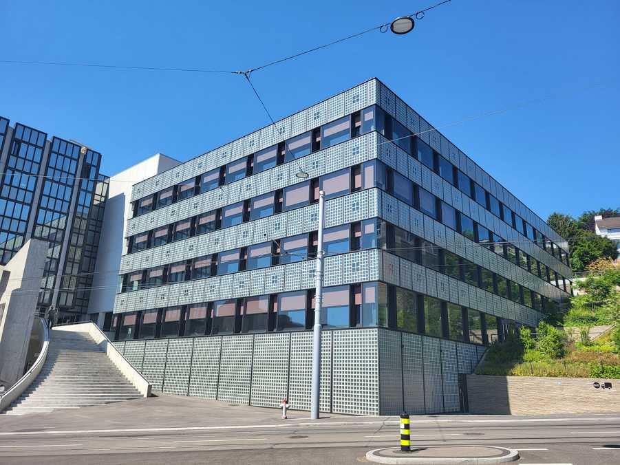 Das Foto zeigt das Gebäude GLC.