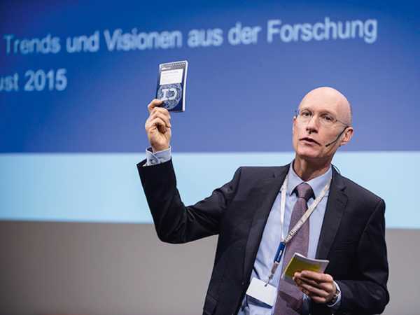 Enlarged view: Urs Zuber, Head of ETH Industry Relations. (Photo: ETH Zurich/Oliver Bartenschlager)