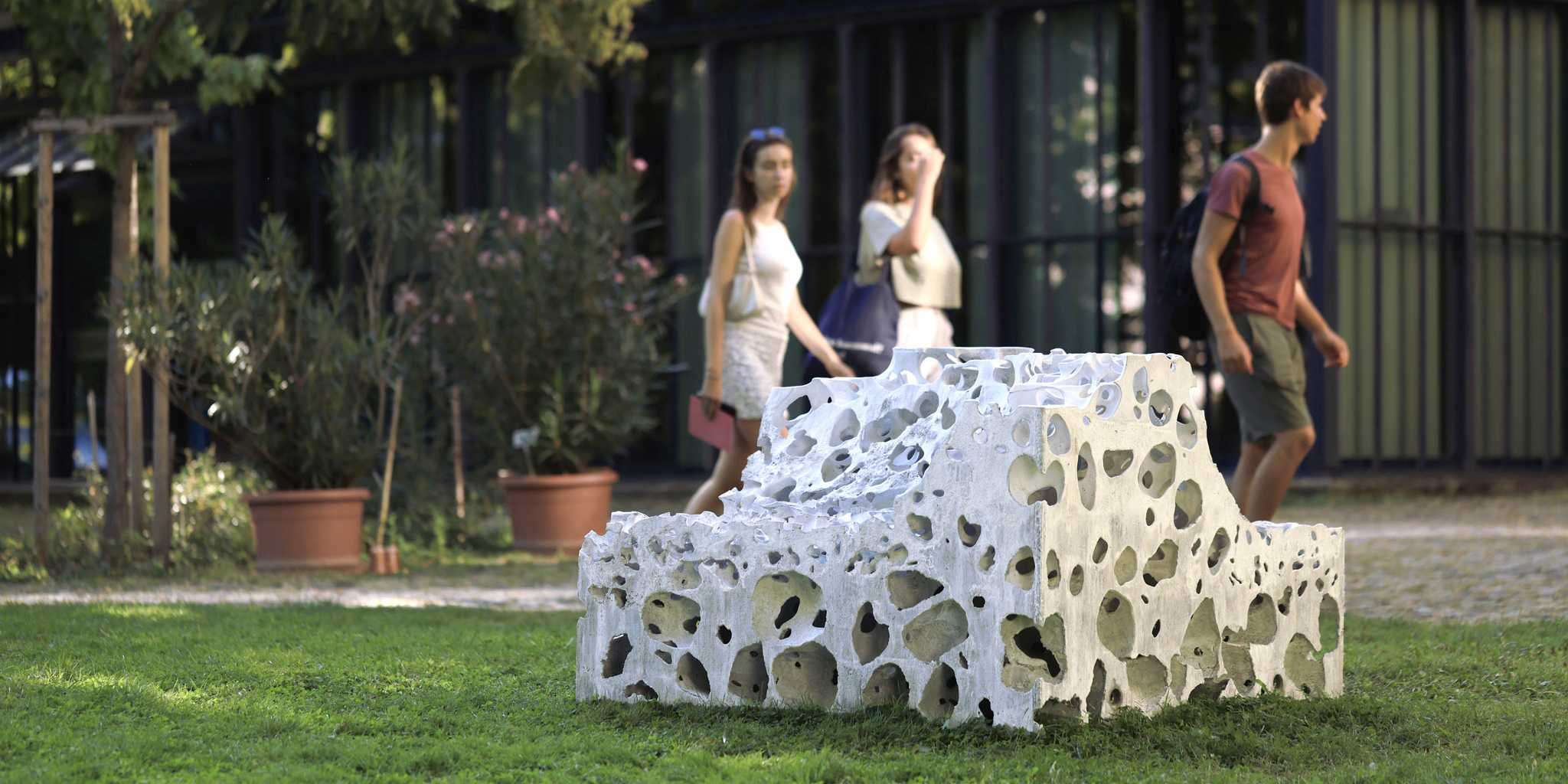 Concrete sculpture by ETH researcher Vasily Sitnikov on the lawn of the Old Botanical Garden in Zurich.