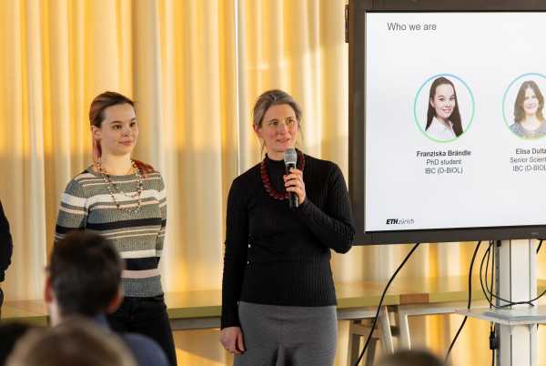 Presentation of GreenLabs (Franziska Brändle and Elisa Dultz)